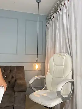 Rose monroee online show from 5, 2, 2026