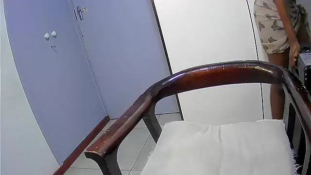 Snapshot of Pretty-C chatting on 19, 10, 2025 Pretty-C online show from 19, 10, 2025