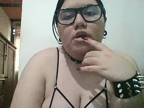 Snapshot of RubyRouge_2 chatting on 30, 10, 2025 RubyRouge 2 online show from 30, 10, 2025