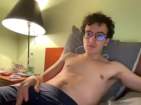 Poeta98xh online show from 5, 11, 2025