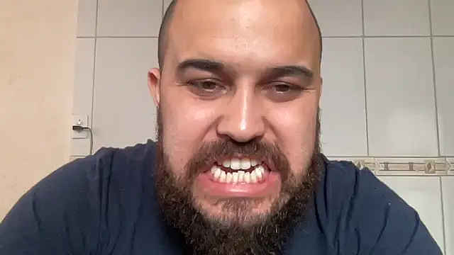 Snapshot of mayday2025m chatting on 5, 12, 2025 mayday2025m online show from 5, 12, 2025