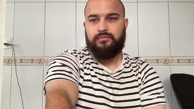 Snapshot of mayday2025m chatting on 15, 12, 2025 mayday2025m online show from 15, 12, 2025