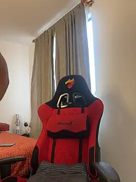 Ezzio Scolaro online show from 24, 3, 2026