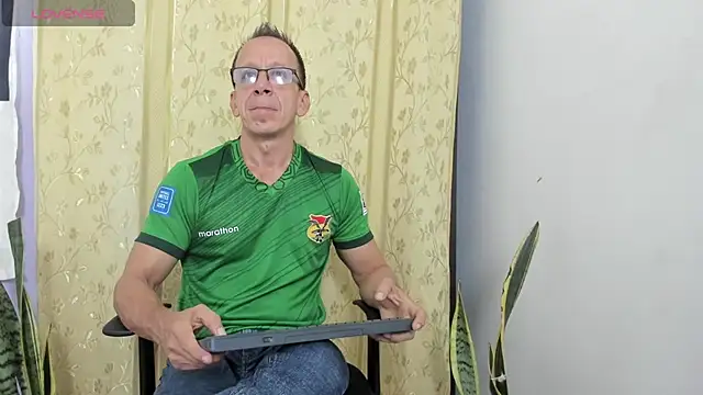  axelking  online show from 25, 5, 2026