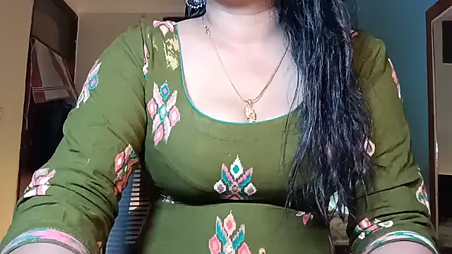 Snapshot of horny_milf_couple chatting on 26, 6, 2026 horny milf couple online show from 26, 6, 2026