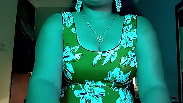 Snapshot of horny_milf_couple chatting on 30, 6, 2026 horny milf couple online show from 30, 6, 2026