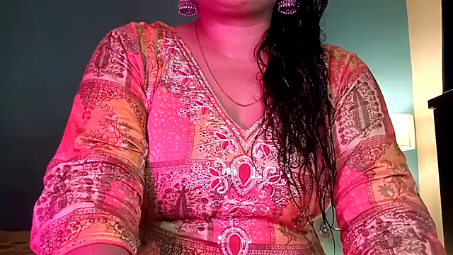 Snapshot of horny_milf_couple chatting on 16, 7, 2026 horny milf couple online show from 16, 7, 2026