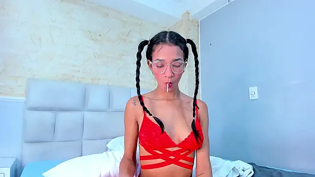 Snapshot of ScarletEvanss_ chatting on 21, 11, 2025 ScarletEvanss online show from 21, 11, 2025