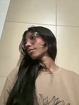 Snapshot of ScarletEvanss_ chatting on 4, 7, 2026 ScarletEvanss online show from 4, 7, 2026
