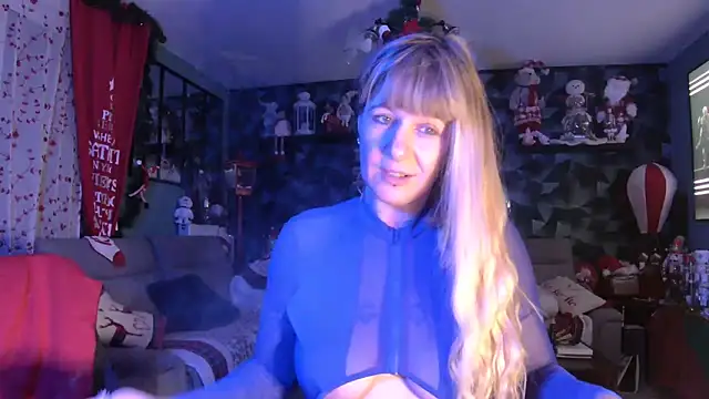 Snapshot of Delichieuse5 chatting on 2, 1, 2025 Delichieuse5 online show from 2, 1, 2025