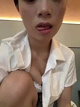 Snapshot of qingzi1218 chatting on 5, 4, 2026 qingzi1218 online show from 5, 4, 2026
