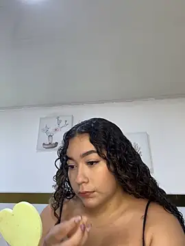 Snapshot of miss_ashley1_ chatting on 15, 10, 2025 miss ashley1 online show from 15, 10, 2025