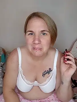 LaceyWestxx online show from 12, 11, 2025