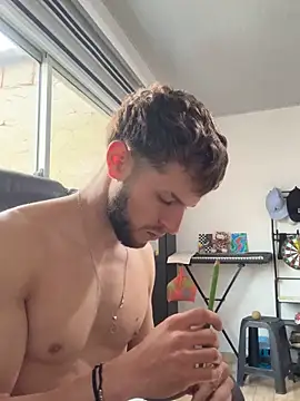 Snapshot of noah_red chatting on 19, 11, 2025 noah red online show from 19, 11, 2025