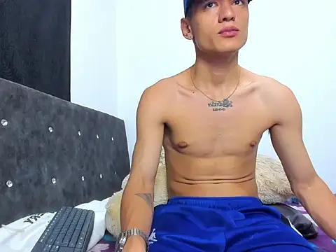 Snapshot of dylan_navas chatting on 25, 11, 2025 dylan navas online show from 25, 11, 2025