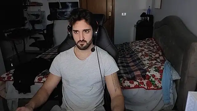 Al3xox02 online show from 15, 1, 2026