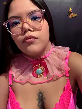 Snapshot of GabrielleMarsh1 chatting on 10, 10, 2025 GabrielleMarsh1 online show from 10, 10, 2025