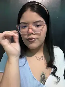 Snapshot of GabrielleMarsh1 chatting on 24, 10, 2025 GabrielleMarsh1 online show from 24, 10, 2025