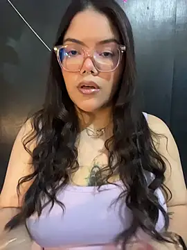 Snapshot of GabrielleMarsh1 chatting on 14, 11, 2025 GabrielleMarsh1 online show from 14, 11, 2025