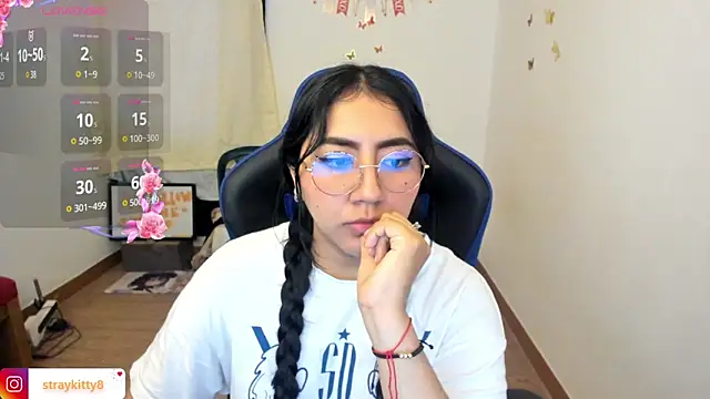 LoveLyy- online show from 31, 3, 2026