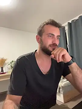 Snapshot of Xhrome98 chatting on 12, 10, 2025 Xhrome98 online show from 12, 10, 2025