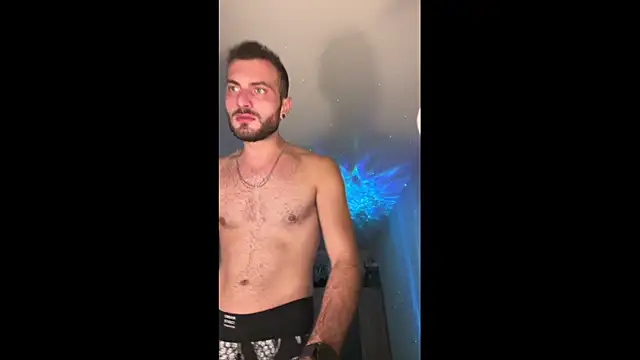 Snapshot of Xhrome98 chatting on 11, 11, 2025 Xhrome98 online show from 11, 11, 2025