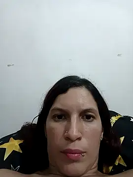 Snapshot of Mariana08andDiego chatting on 18, 12, 2025 Mariana08andDiego online show from 18, 12, 2025