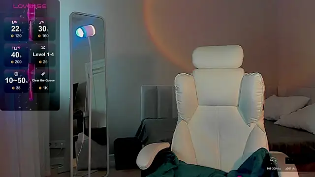 Snapshot of Mili_Milash chatting on 5, 12, 2025 Mili Milash online show from 5, 12, 2025