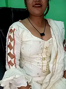 Snapshot of Rashmi_011 chatting on 5, 10, 2025 Rashmi 011 online show from 5, 10, 2025