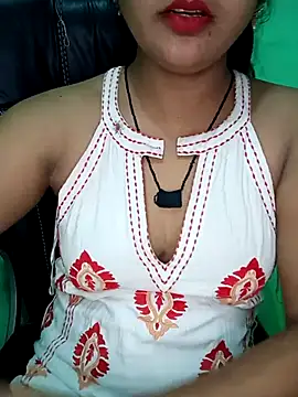 Snapshot of Rashmi_011 chatting on 19, 10, 2025 Rashmi 011 online show from 19, 10, 2025