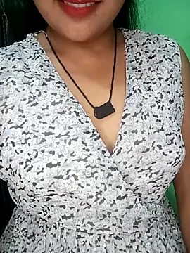 Snapshot of Rashmi_011 chatting on 26, 10, 2025 Rashmi 011 online show from 26, 10, 2025