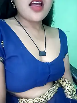 Snapshot of Rashmi_011 chatting on 29, 10, 2025 Rashmi 011 online show from 29, 10, 2025