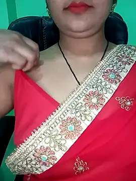 Snapshot of Rashmi_011 chatting on 15, 11, 2025 Rashmi 011 online show from 15, 11, 2025