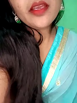 Snapshot of Rashmi_011 chatting on 24, 11, 2025 Rashmi 011 online show from 24, 11, 2025