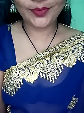 Snapshot of Rashmi_011 chatting on 28, 11, 2025 Rashmi 011 online show from 28, 11, 2025