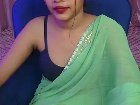 Snapshot of yours-angell chatting on 20, 11, 2025 yours-angell online show from 20, 11, 2025