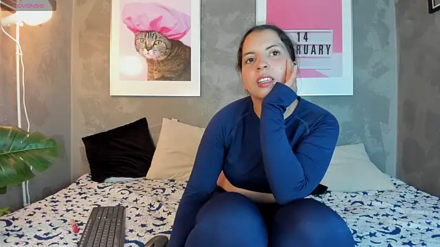 Snapshot of MiaNyxara_dh chatting on 20, 11, 2025 MiaNyxara dh online show from 20, 11, 2025