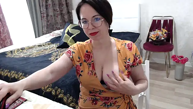 Arisa5000 online show from 7, 4, 2026