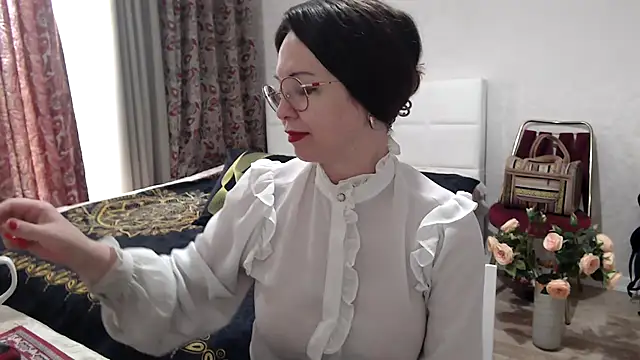 Arisa5000 online show from 11, 5, 2026