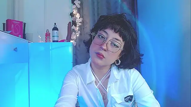 zora blue777 online show from 16, 10, 2025