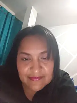 Snapshot of lucia00xx chatting on 29, 11, 2025 lucia00xx online show from 29, 11, 2025