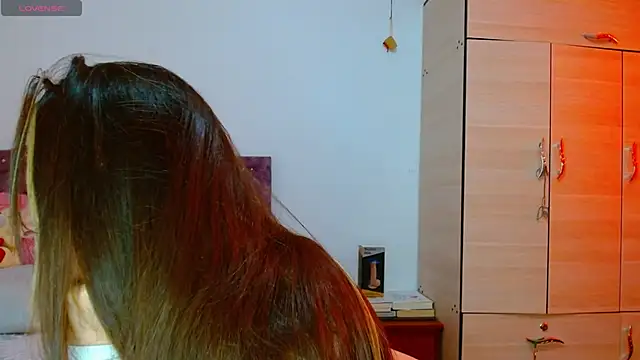 Snapshot of Hanssel_tess chatting on 16, 10, 2025 Hanssel tess online show from 16, 10, 2025