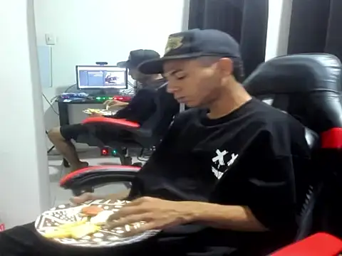 Snapshot of Baby_Latin chatting on 17, 10, 2025 Baby Latin online show from 17, 10, 2025