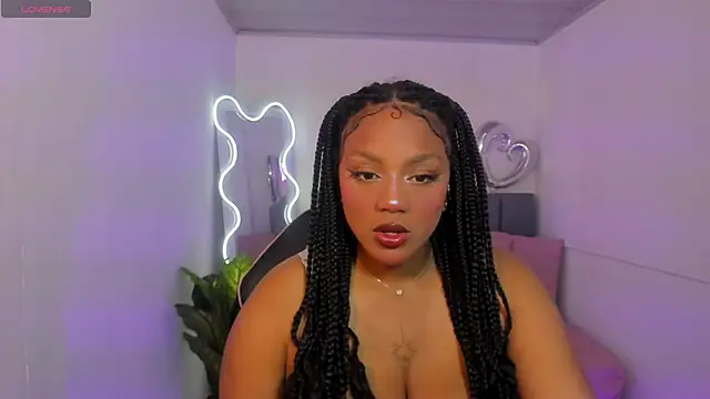 THIANA TAY online show from 30, 11, 2025