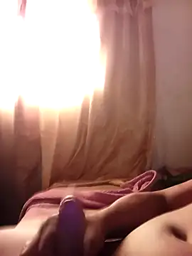 Snapshot of Cay3 chatting on 6, 11, 2025 Cay3 online show from 6, 11, 2025