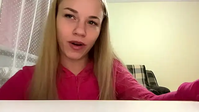 Snapshot of MagenKant chatting on 22, 12, 2025 MagenKant online show from 22, 12, 2025