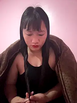 Snapshot of TrangNemo chatting on 25, 11, 2025 TrangNemo online show from 25, 11, 2025