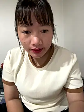 Snapshot of TrangNemo chatting on 30, 11, 2025 TrangNemo online show from 30, 11, 2025