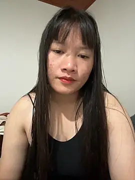 Snapshot of TrangNemo chatting on 1, 12, 2025 TrangNemo online show from 1, 12, 2025