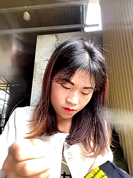 Snapshot of Mylinh- chatting on 9, 10, 2025 Mylinh- online show from 9, 10, 2025